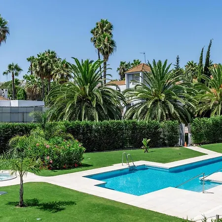 Gg- Modern Townhouse, Families & Couples Only Holiday home *