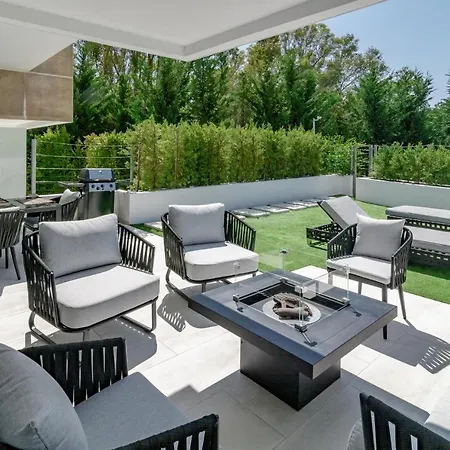 Gg- Modern Townhouse, Families & Couples Only Holiday home *