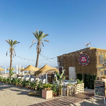 Gg- Modern Townhouse, Families & Couples Only * Marbella
